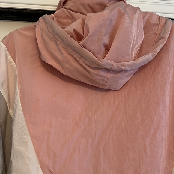 NWOT Victoria's Secret PINK Hooded Windbreaker Jacket - Picture 12 of 15